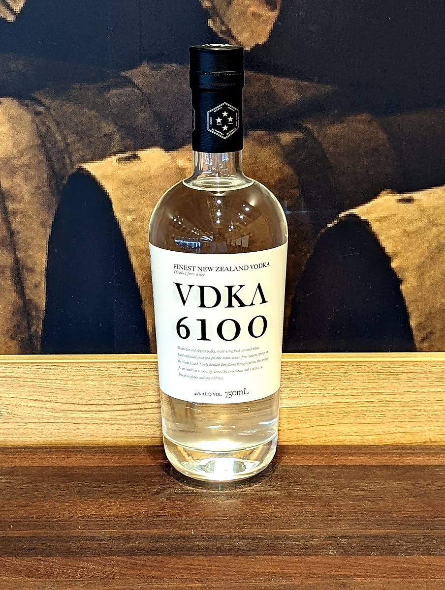 VDKA 6100 750ml, Vodka, Spirits. Perth Bottle Shop Online Orders. Local Delivery.