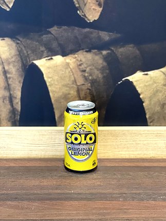 Solo Lemon 375ml - Image 1