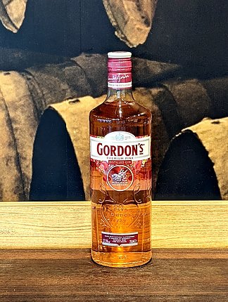 Gordons Pink Gin 700ml - Image 1