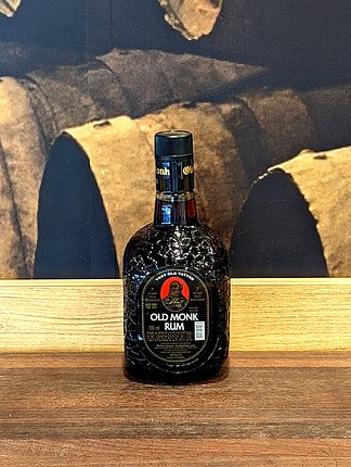 Old Monk Rum 7YO 700ml - Image 1