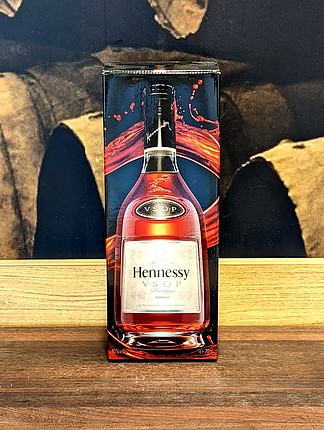 Hennessy VSOP Cognac 700ml - Image 1