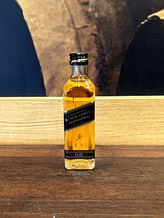 Johnnie Walker Black Label - 1 L