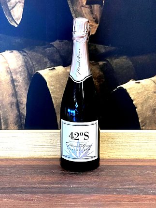 42 Degrees South Cuvee Rose Sparkling 750ml - Image 1