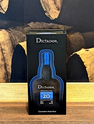 Dictador Rum 20Yo 700ml - Image 1