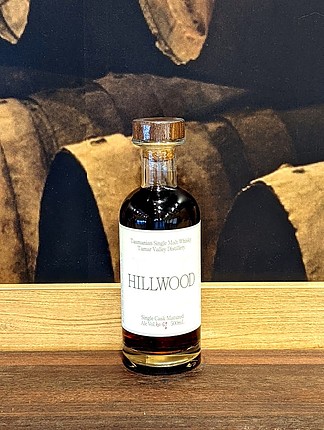 Hillwood Tasmanian Pinot Noir Cask Whisky 500ml - Image 1