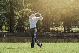 Aussie Golf Hypnosis and Hypnotherapy Shrinks Handicaps
