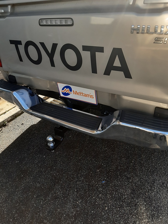 Trailboss Towbar for Toyota HILUX 2WD/4WD (w/ step) - Up to 2500/250 KGS Towing Capacity- Vehicles built 4/05-9/15 - Image 2