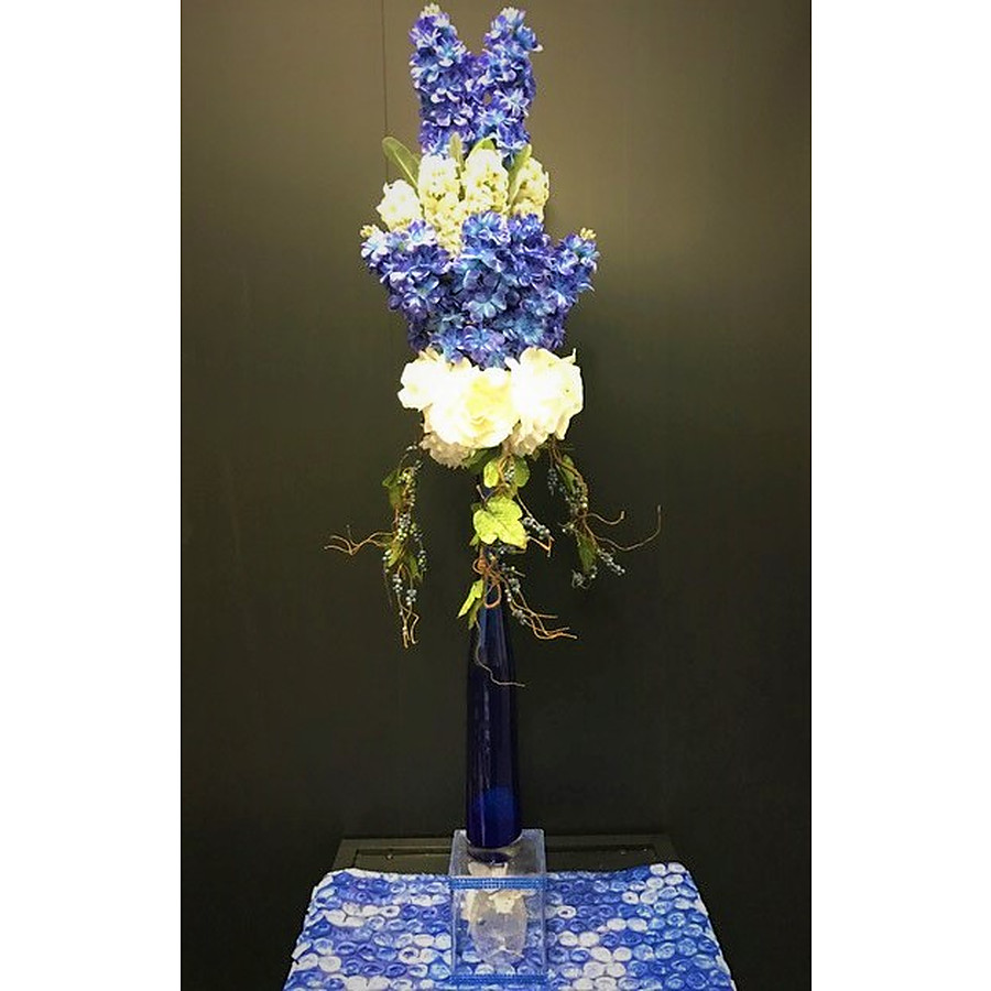 Blue white arrangement with clear base - PICK UP ONLY FROM PERTH STORE - Image 1