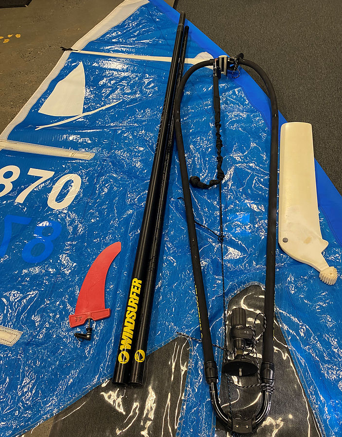 Windsurfer LT Racing Complete USED - Image 3