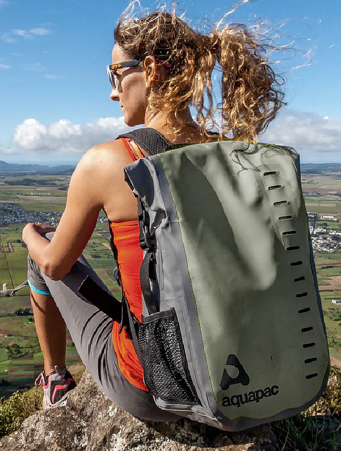 Aquapac Trailproof Daysack Silver Black 794 - Image 3