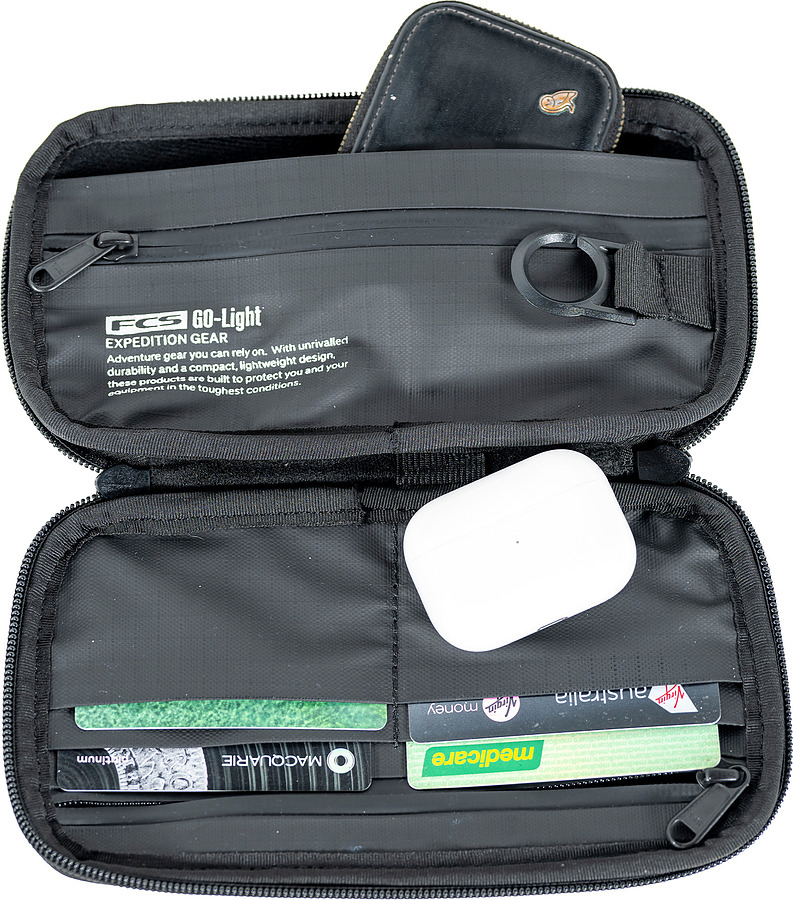 652782 FCS Go Light Travel Wallet - Image 2