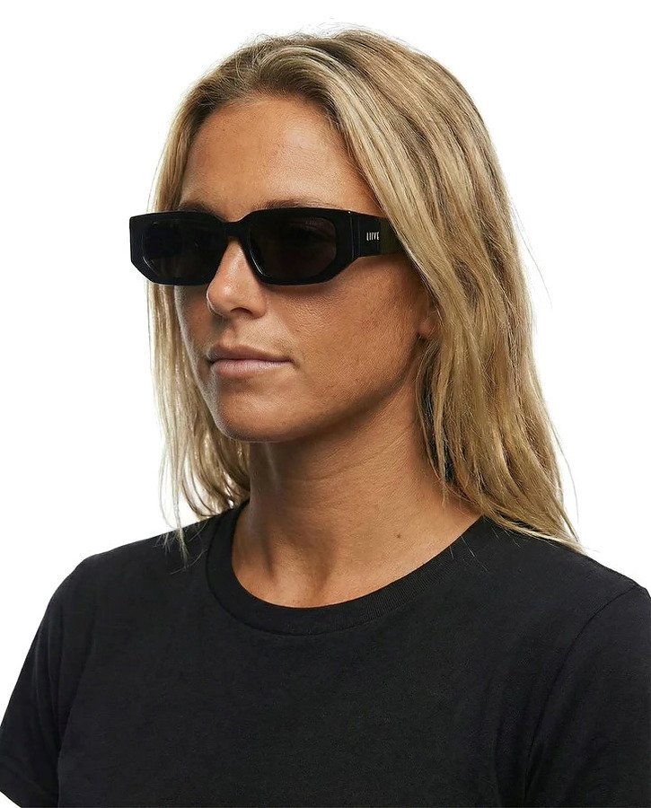 Liive Vision Innocent Polarised Matt Black Sunglasses - Image 2