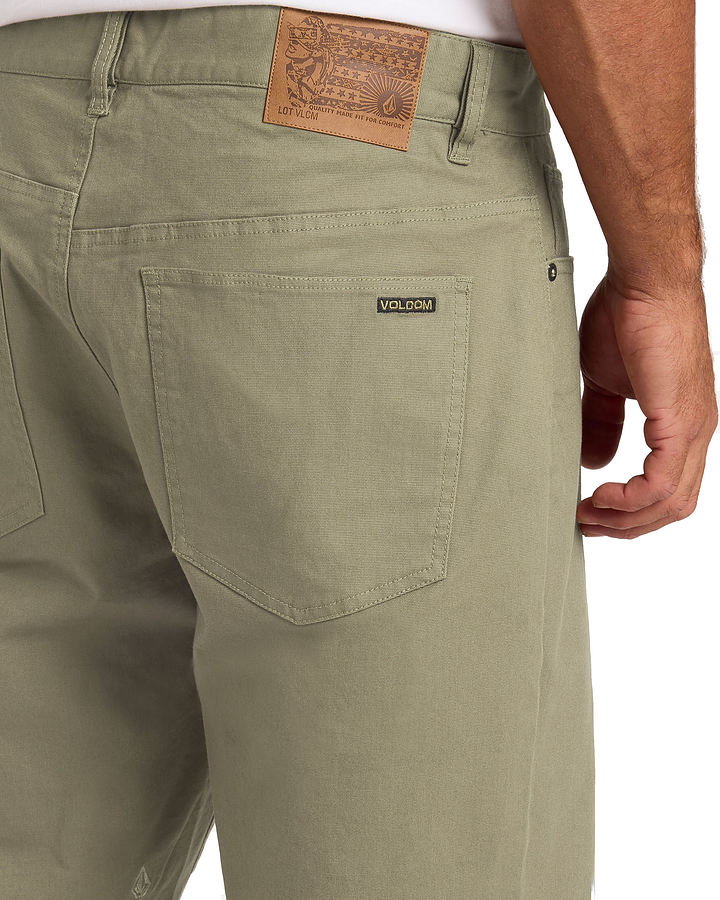 A0932402 Volcom Modown Canvas 5 Pocket Black Mens Walkshorts - Image 2